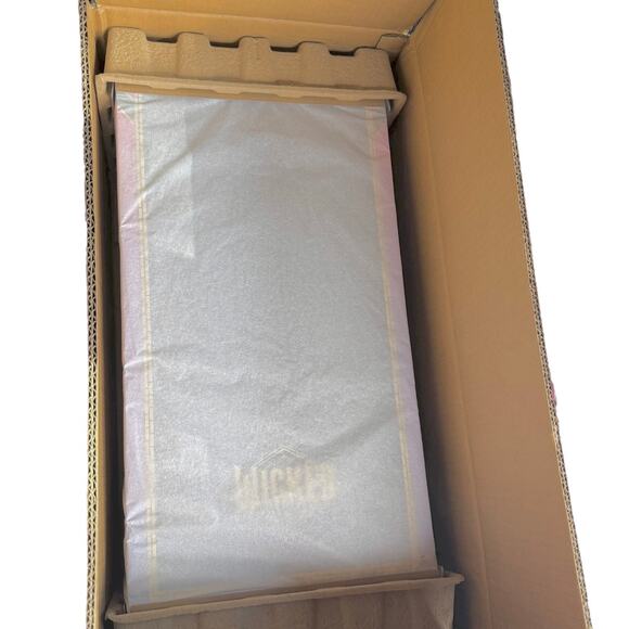 American Girl Wicked Elphaba Doll Collector Series Limited Edition Witch Costume - Picture 16 of 16